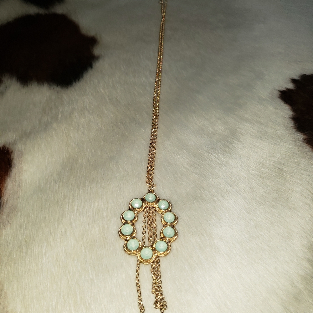 Necklace - Picture 2 of 3